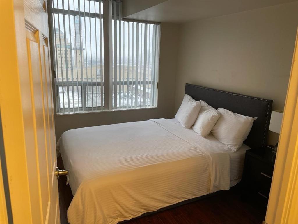 Platinum Suites Furnished Executive Suites Mississauga Eksteriør billede