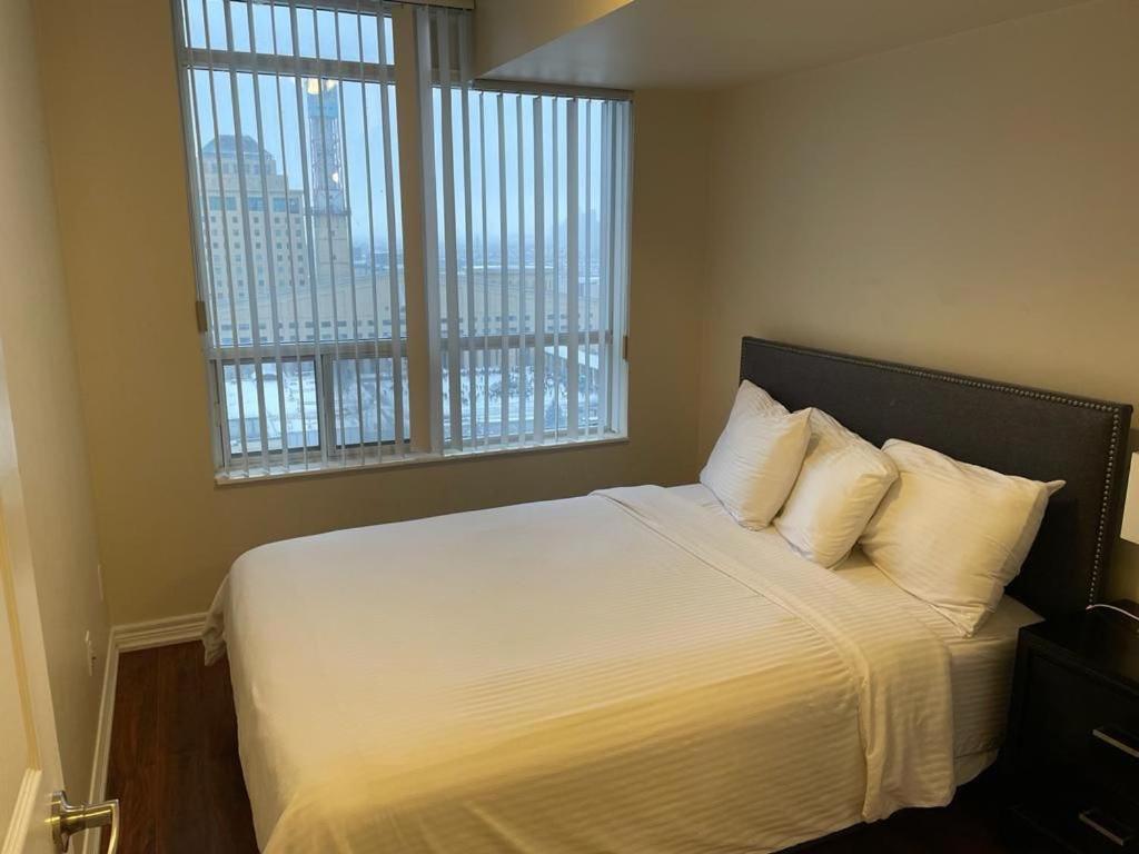 Platinum Suites Furnished Executive Suites Mississauga Eksteriør billede